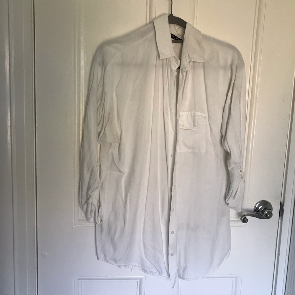 Brandy Melville White Button-up Blouse